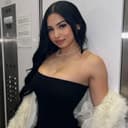 @adriianaaa_a