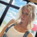 @lizzie25k