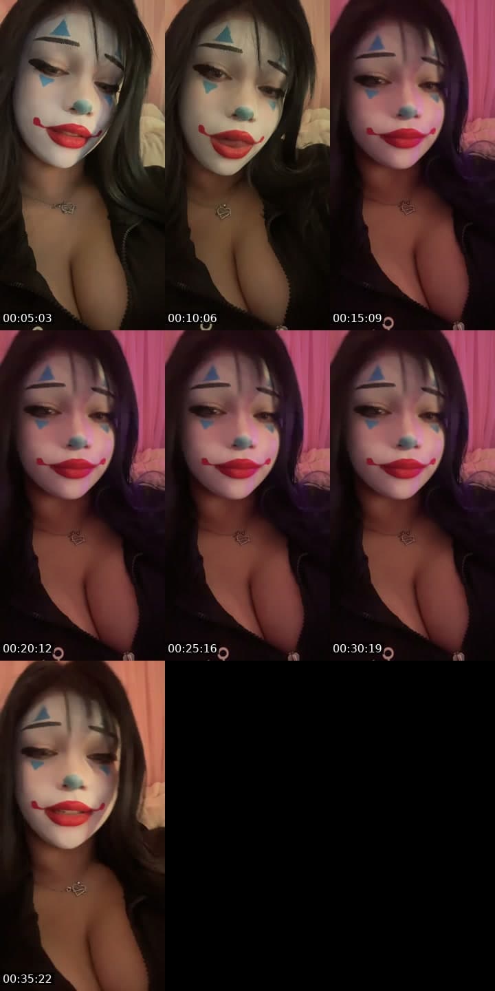 @strawbunnzie TikTok live stream