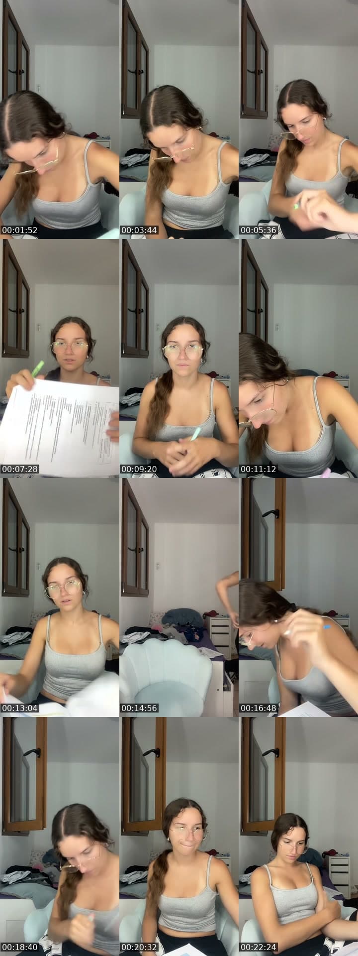 📚