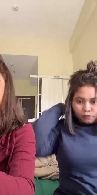 TikTok live: halloww by @z4raaaal