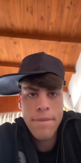 Past TikTok live: reaccionando ig by @maxiiguardiaa