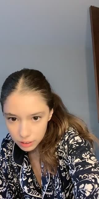 TikTok live: nsss by @zoe_dg