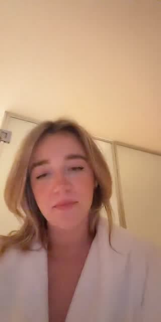 TikTok live: Run it up by @clarissa.portman3