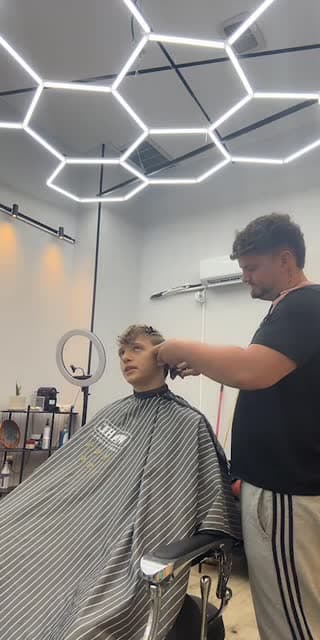 @liranlekars TikTok live from 2026-05-04
