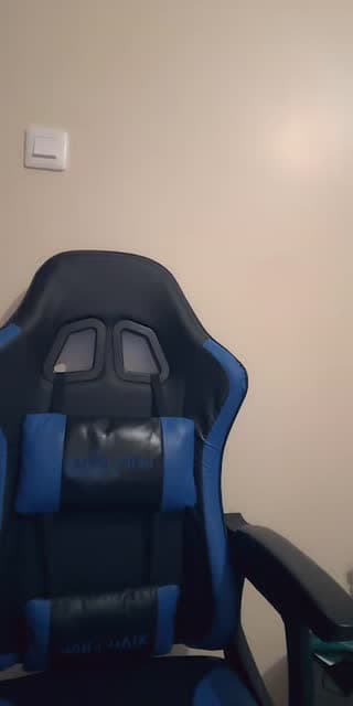 Past TikTok live: Say hello 👋💜 by @hadiyanii