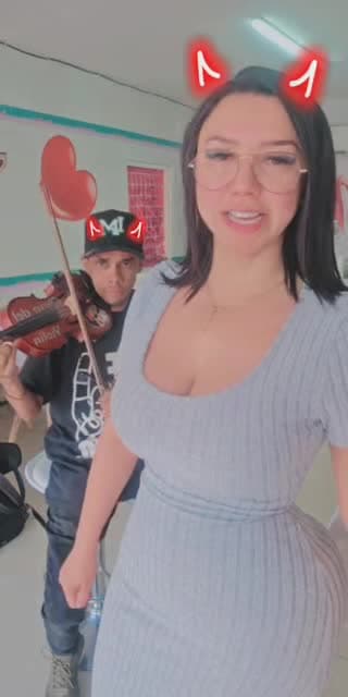 @namaybusoc5g TikTok live stream