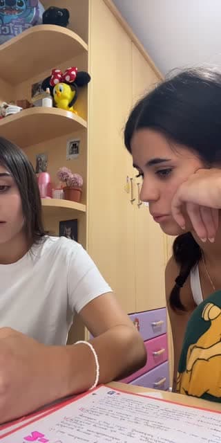 @_sandruuuu_ TikTok live from 2026-05-05