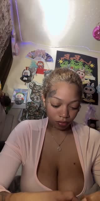 🏃‍♀️🌌🖤🌌🤍🌌🏃‍♀️