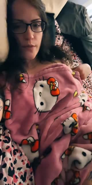 TikTok live: Hi bbys chat w me:) by @cupidshotgrace