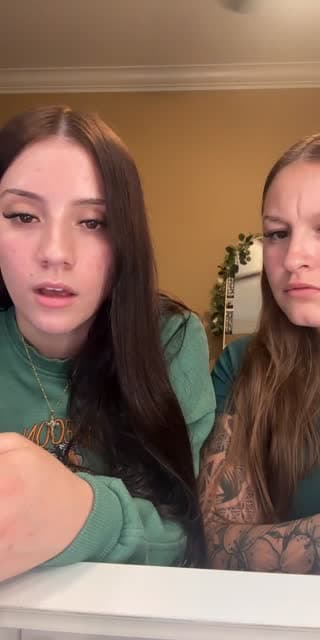 TikTok live: INSTAGRAM RATES💯💯 by @m3lissa.cx