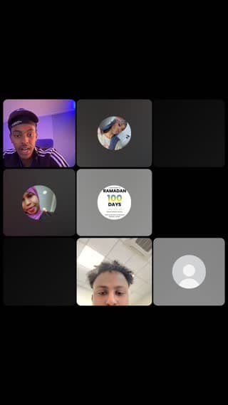 TikTok live: game kuumaan ahay😜 by @a_ppie202
