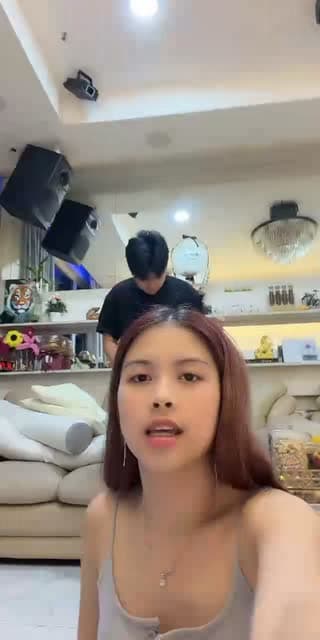 TikTok live: PRELOVEDD MURAHHH  LUCUU‼️‼️‼️ by @miigorenggg._