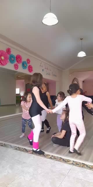 TikTok live: Baby Ballet 🧘‍♀️ by @bonny_gdancer