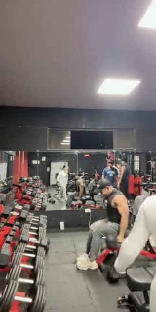 TikTok live: Sigan divinitymoon 🛍️ by @babylunaoficial2