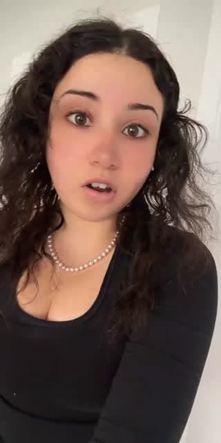 Past TikTok live: Mouse 🥶🥶 by @bianca.lovessinging
