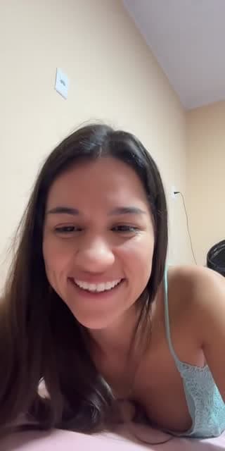 @ixilaryembalneari TikTok live stream