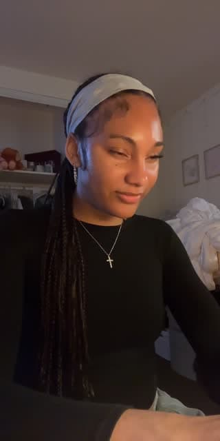 TikTok live: hw time by @alline_pimpin