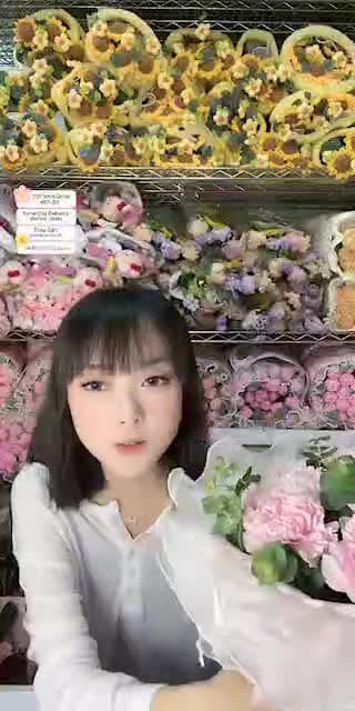 TikTok live: Flowers Sales Mothers Day! by @flowersuppliersg