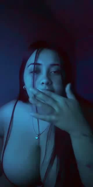 @martinaabrils past TikTok live from 2026-05-07