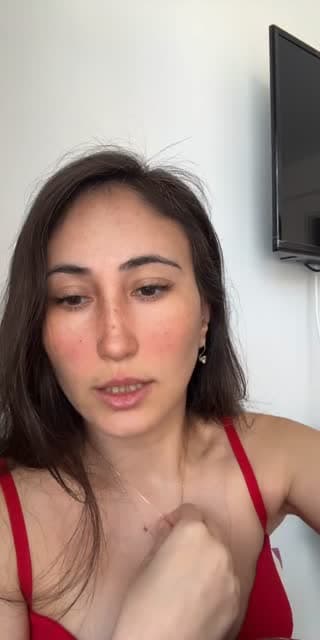 @japonellaaa TikTok live stream