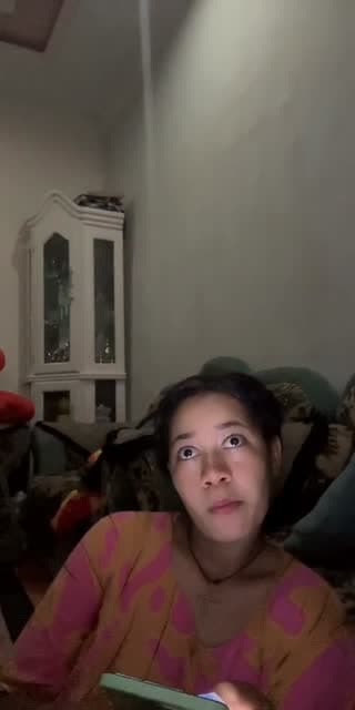 @abigudire TikTok live stream