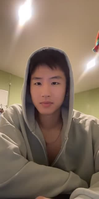 @sean.chungg TikTok live stream