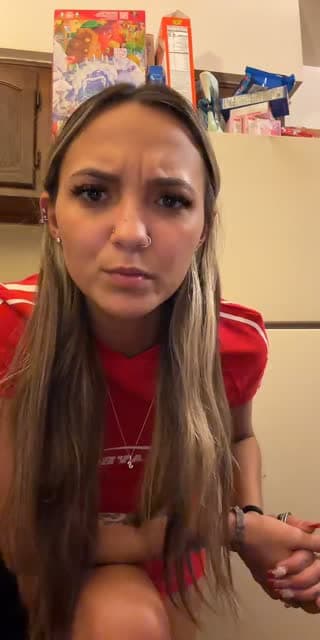 TikTok live: Let’s get top 100! by @skyla93