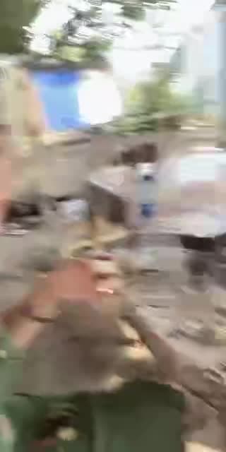 TikTok live: minimal donat lah haha by @secc.diana05