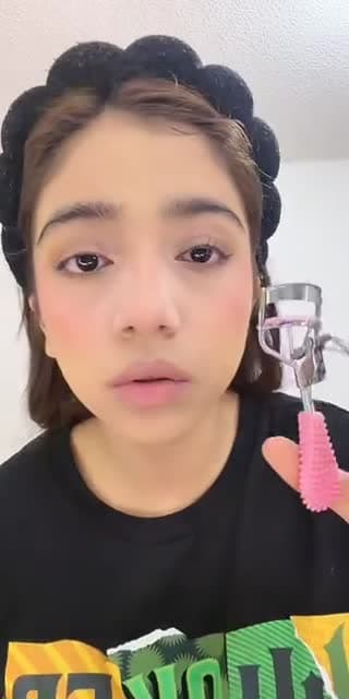 @kari_romu TikTok live from 2026-05-08