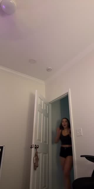 TikTok live: Join the teamm! Battles by @angelina._fl
