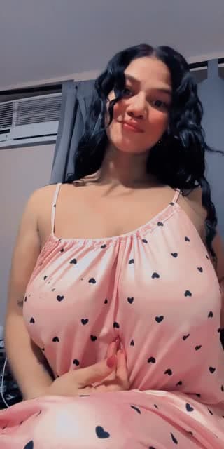@neidy.fernandez4 TikTok live stream