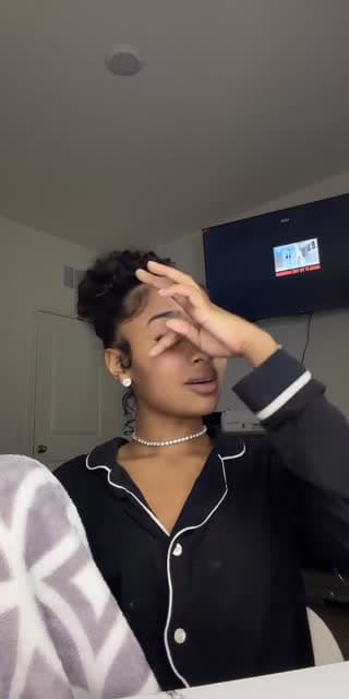 TikTok live: Oh it’s you by @janeshaaj