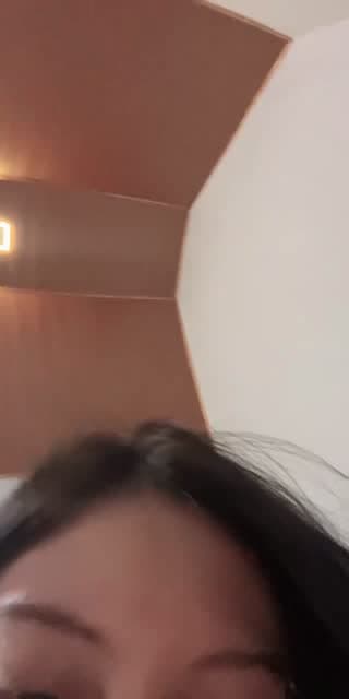TikTok live: hellow ! 🙆🏻‍♀️ by @nblthy8118