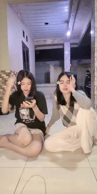 TikTok live: SULTAN MASUK!!! by @azahraaaulia44