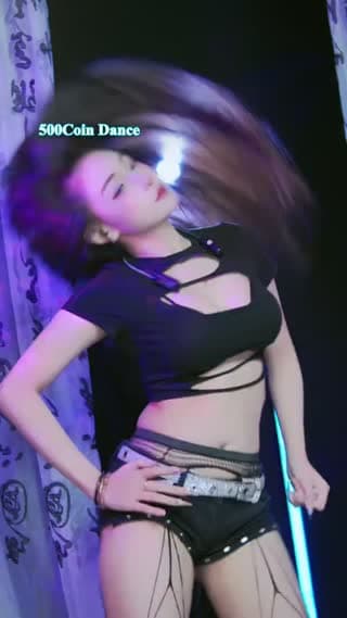 TikTok live: Ngon xinh yeuuuu by @embetina99