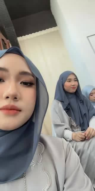 TikTok live: bismillah,semangat cari rezeki! by @heiyyayu