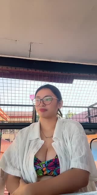 TikTok live: hiii by @mushrummm_