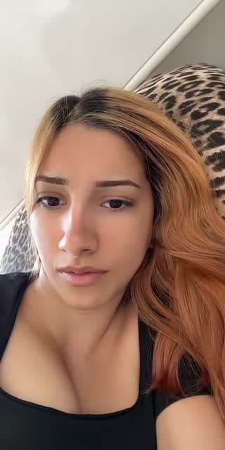TikTok live: 27•💋 by @ceydabenn0