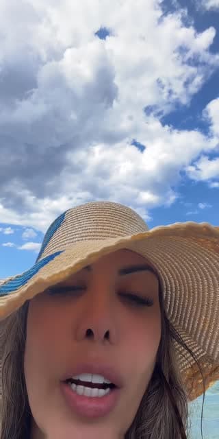 @cindyc16 TikTok live stream