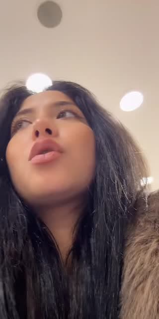 @alyena080 TikTok live stream