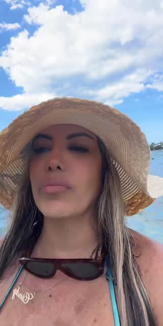 @cindyc16 TikTok live stream