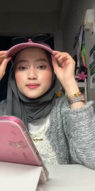 @queenoncradless live