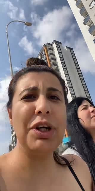 @cigdemmut TikTok live stream