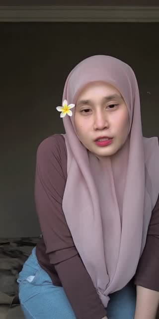 @bidadariain TikTok live stream