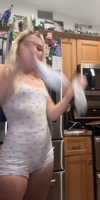 Making meatballs