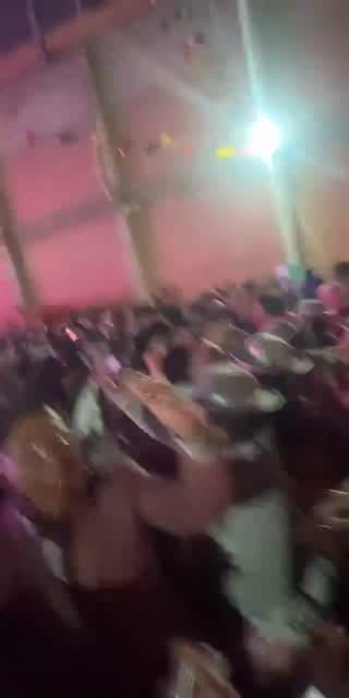 Past TikTok live: Seamos pasantes un día🫵🏻 by @jiodany
