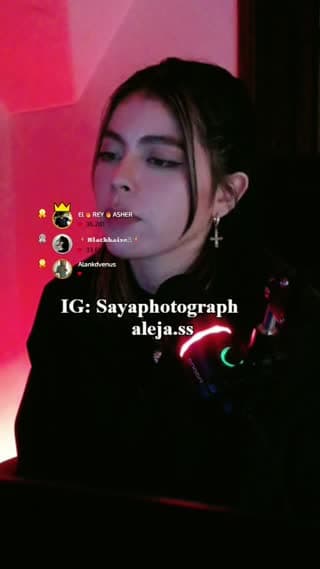 TikTok live: un ratico by @heeysaya