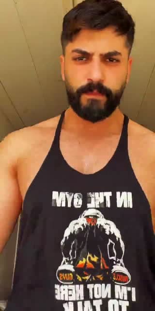 TikTok live: لا فقر اشد من الجهل by @wellnesscoach.mohamad2