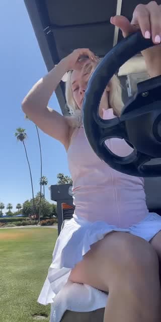 @crissee6 TikTok live from 2026-05-02